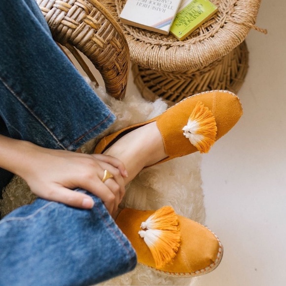 Rare TOMS Deconstructed Alpargata in Saffron Suede - Picture 3 of 6